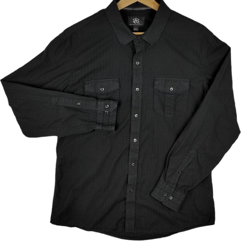 NWT Rock & Republic Black Tie Button Down Shirt